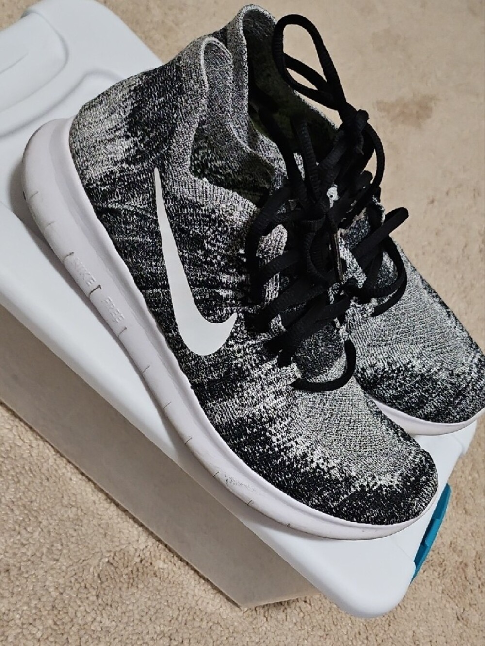 Women's Nike Free Run Size 7